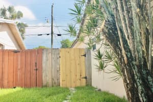 1320 Arthur St 1320 Hollywood, FL 33019 - MLS#A11879434