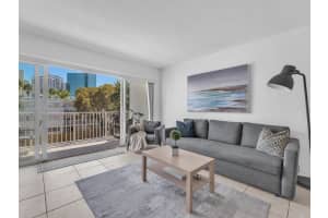7737 Sw 88th St C312, Miami