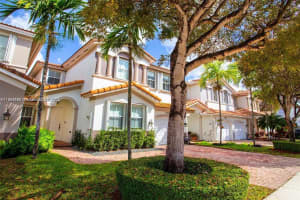 10857 Nw 84th St Doral, FL 33178 - MLS#A11879468