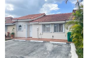 11526 Nw 4th Ln 11526 Sweetwater, FL 33172 - MLS#A11879492