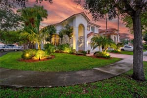10934 Nw 59th St Doral, FL 33178 - MLS#A11879514