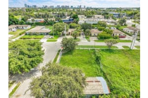 1819 Suwanee Dr West Palm Beach, FL 33409 - MLS#A11879517