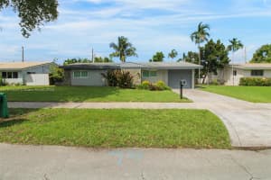3320 Sw 92nd Ct Miami, FL 33165 - MLS#A11879524