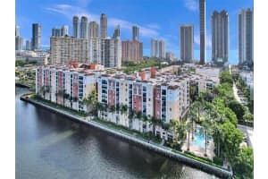 17150 N Bay Rd 2220 Sunny Isles Beach, FL 33160 - MLS#A11879526