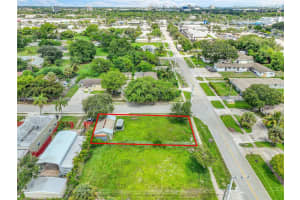 1305 Suwanee Dr West Palm Beach, FL 33409 - MLS#A11879532