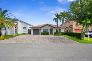 7761 Nw 193 Rd Ter Hialeah, FL 33015 - MLS#A11879569