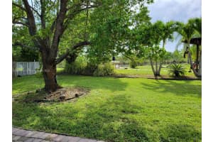 1569 Winterberry Ln Weston, FL 33327 - MLS#A11879602