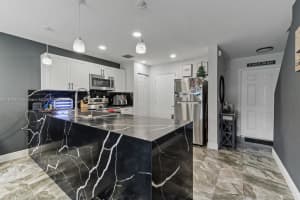 8532 W Southgate Shores Cir Tamarac, FL 33321 - MLS#A11879611