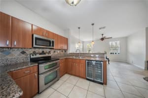 13951 Sw 152nd Ter, Miami