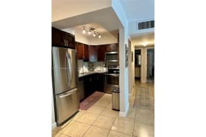 7953 Sw 104th St 208d, Miami
