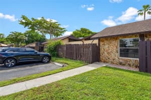 140 Fox Rd 3-46 Hollywood, FL 33024 - MLS#A11879664