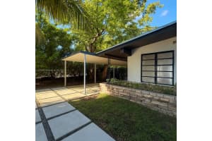 691 Nw 7th St Rd Miami, FL 33136 - MLS#A11879683