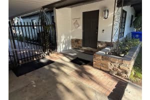 691 Nw 7th St Rd Miami, FL 33136 - MLS#A11879683