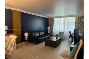 1913 S Ocean Dr 123 Hallandale Beach, FL 33009 - MLS#A11879710