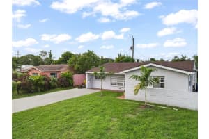 7031 Sw 27th Ct Miramar, FL 33023 - MLS#A11879723