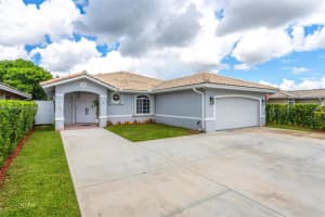 16317 Sw 79th Ter, Miami