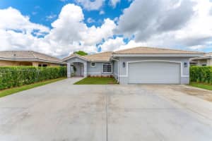 16317 Sw 79th Ter Miami, FL 33193 - MLS#A11879737
