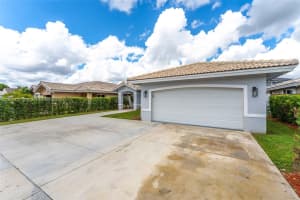 16317 Sw 79th Ter Miami, FL 33193 - MLS#A11879737