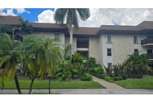 7477 Sw 82nd St C118, Miami