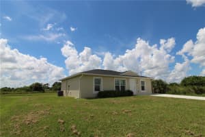 7065 Berwirck Cir La Belle, FL 33935 - MLS#A11879854