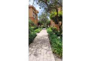 5010 S Harbor Isles Dr 2408 Dania Beach, FL 33312 - MLS#A11879876