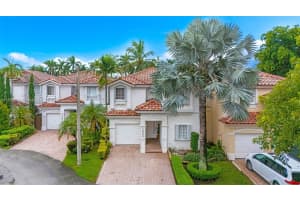 10940 Nw 67th St, Doral