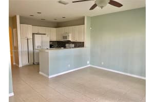 2904 Nw 33rd Ter Lauderdale Lakes, FL 33311 - MLS#A11879919