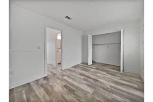 525 Manatee Ct 14 Venice, FL 34285 - MLS#A11879933