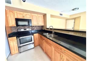 777 Sw 111th Way 101 Pembroke Pines, FL 33025 - MLS#A11879967