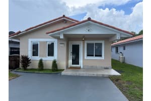 6598 W 22nd Ct 6598 Hialeah, FL 33016 - MLS#A11879997