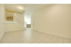 8821 Nw 103rd Pl Doral, FL 33178 - MLS#A11880021