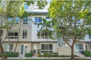 6640 Nw 105th Pl Doral, FL 33178 - MLS#A11880050