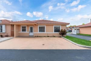 2236 W 74th Pl 9c Hialeah, FL 33016 - MLS#A11880126