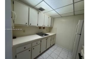 13255 Sw 9th Ct 110g Pembroke Pines, FL 33027 - MLS#A11880127