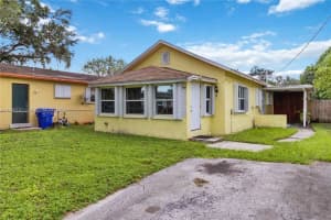 5740 Lincoln St Hollywood, FL 33021 - MLS#A11880131