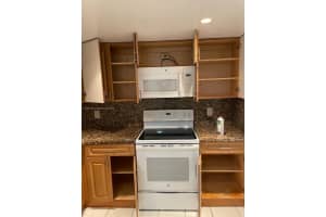 MLS# A11880139, Hialeah, Florida 33012