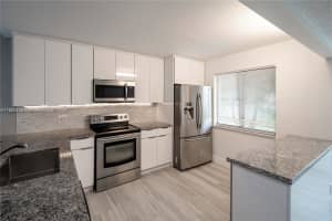 16471 Blatt Blvd 106 Weston, FL 33326 - MLS#A11880156