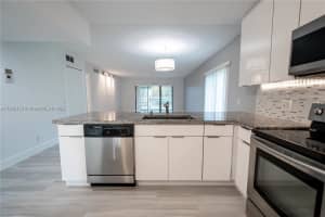 16471 Blatt Blvd 106 Weston, FL 33326 - MLS#A11880156