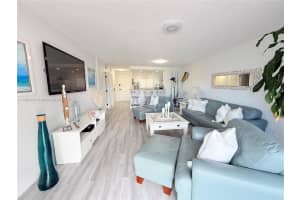 4000 Ne 170th St 402 North Miami Beach, FL 33160 - MLS#A11880164