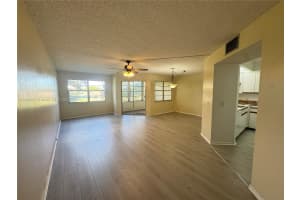 1001 Sw 128th Ter 304b Pembroke Pines, FL 33027 - MLS#A11880167