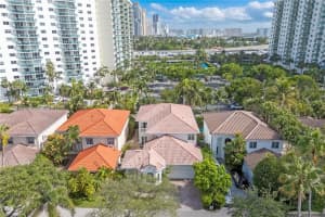 3942 194th Ln Sunny Isles Beach, FL 33160 - MLS#A11880180