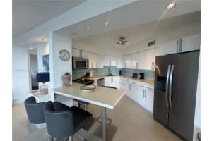 5151 Collins Ave 923 Miami Beach, FL 33140 - MLS#A11880200