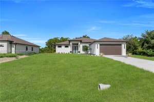 1913 Irving Ave, Lehigh Acres