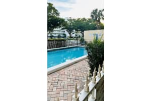 1300 Moffett St 104, Hallandale Beach