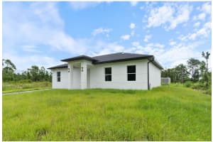 710 Peacock Ave Lehigh Acres, FL 33974 - MLS#A11880270