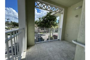 2641 Ne 4th St 204 Homestead, FL 33033 - MLS#A11880273