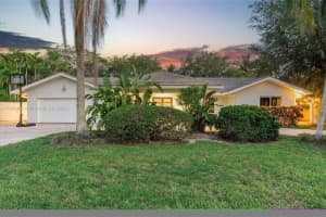 5930 Sw 81st St, South Miami