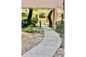 6800 Cypress Rd APT 408, Plantation, FL 33317, - MLS#A11880312