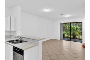 3865 Tree Top Dr Weston, FL 33332 - MLS#A11880317