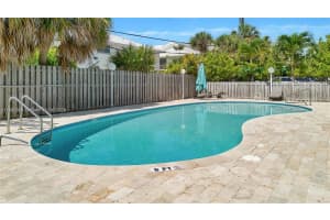 240 Galen Dr 112 Key Biscayne, FL 33149 - MLS#A11880320